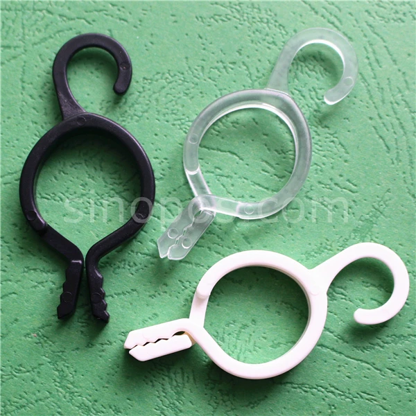 100pack Plastic Clear Scarf Hanger, fabric swatch display clip grid wall hat rug socks gloves photo twist loop ring snap hooks