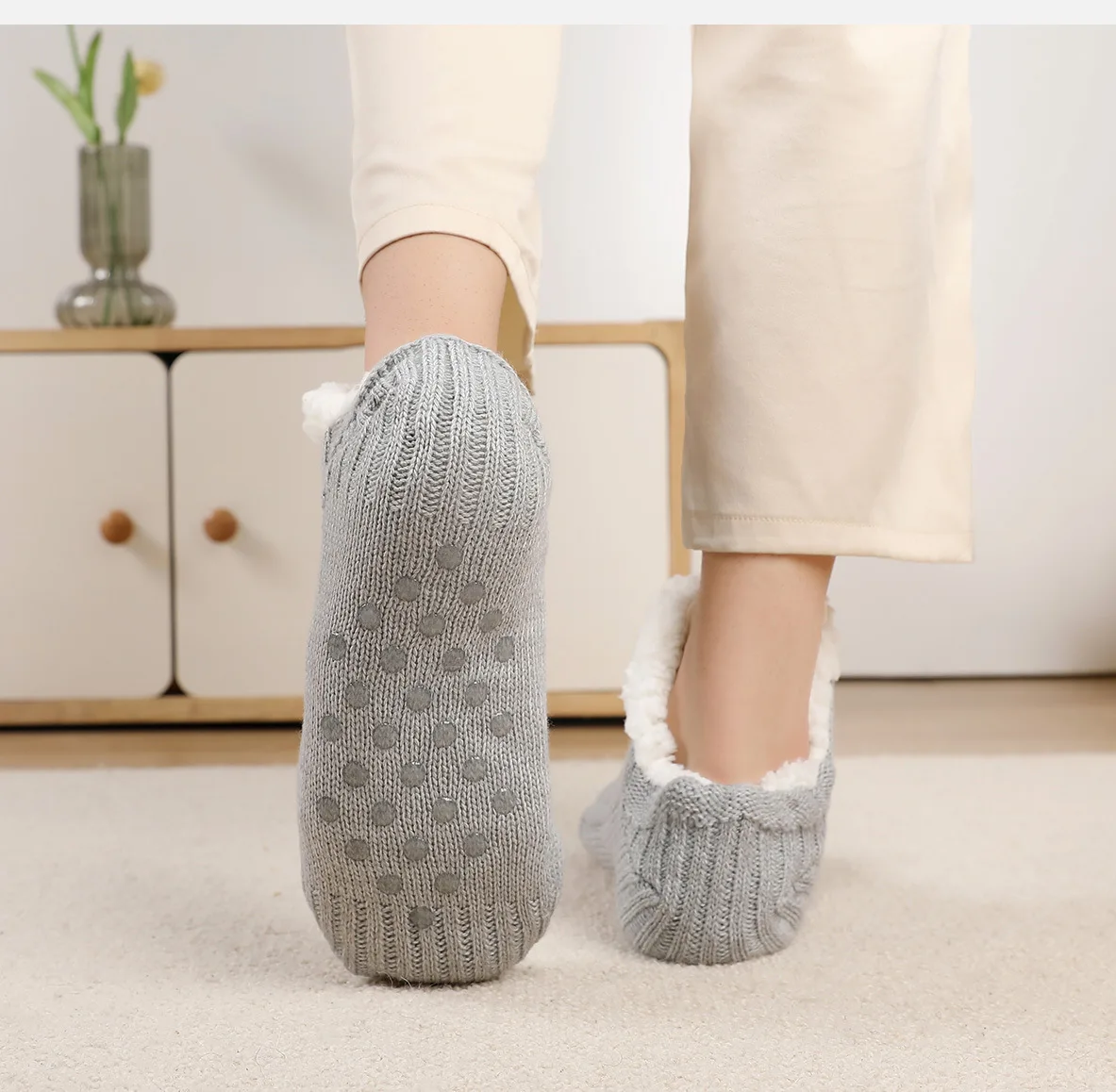 Home Cozy Short Grip Socks Non Slip Fuzzy Sherpa Floor Ankle Sock Super Warm Fleece Lined Thick Terry Slipper Socks with Gripper