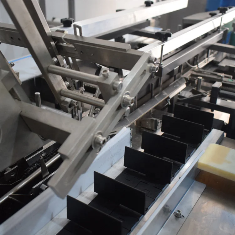 Высокоскоростная маленькая машина для упаковки мыла в мультяшном стиле, машина для упаковки моющего средства, мыла, туалетного мыла