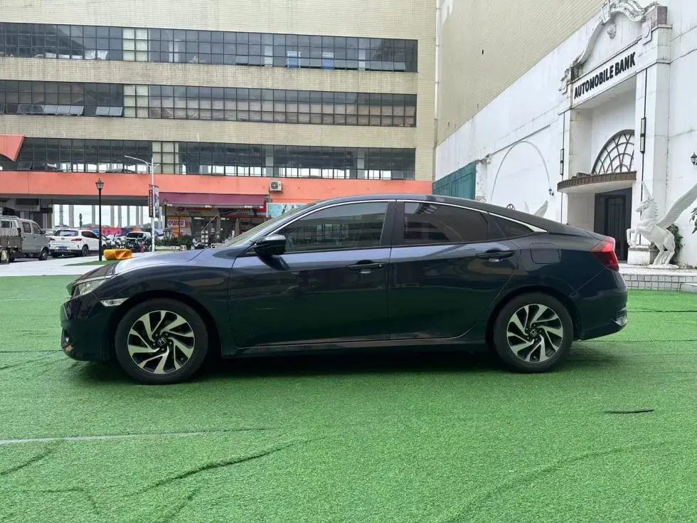 Wholesale 2018 Honda CIVI 220TURBO 1.5T Automatic Taxi Driving School Online Car-hailing Used Cars Vichel