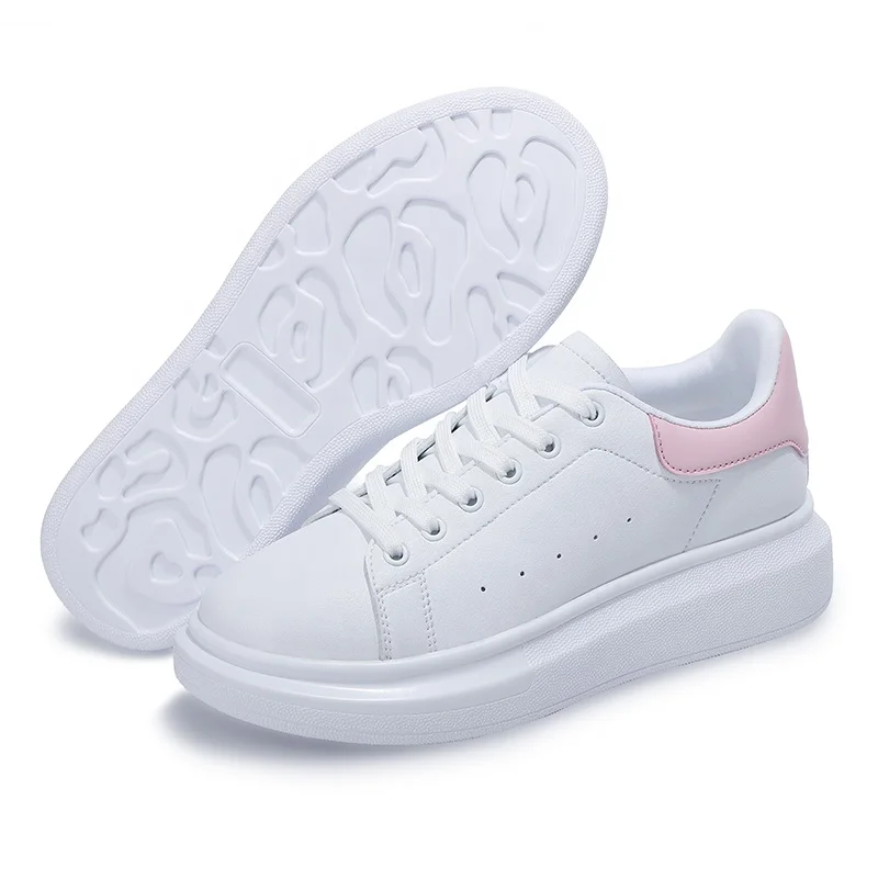 Wholesale Fashion Running Sports Shoes Thick Sole  White  Casual shoes Skateboarding Shoes