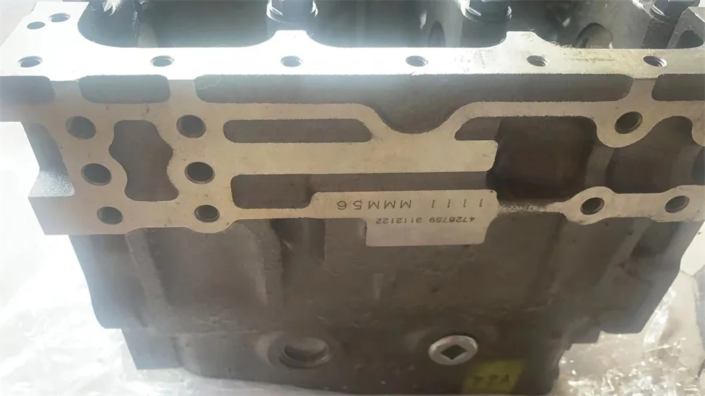 4D84 Engine Block 4Tnv84 4Tne84 Cylinder Block With Cylinder Head For Motor Yanmar 4Tne84