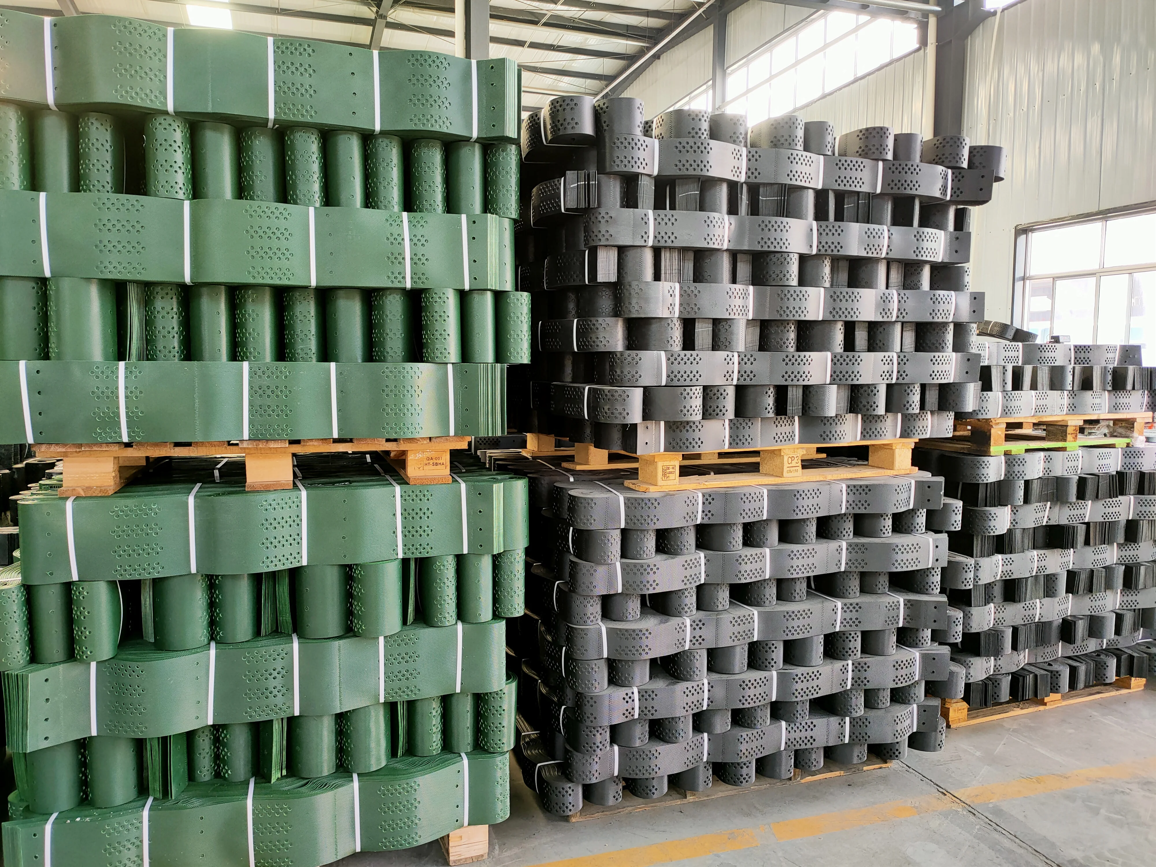 Geocells en nid abeille Geocellule HDPE grid stabalizer Geocellule noire for road construction slope retaining wall