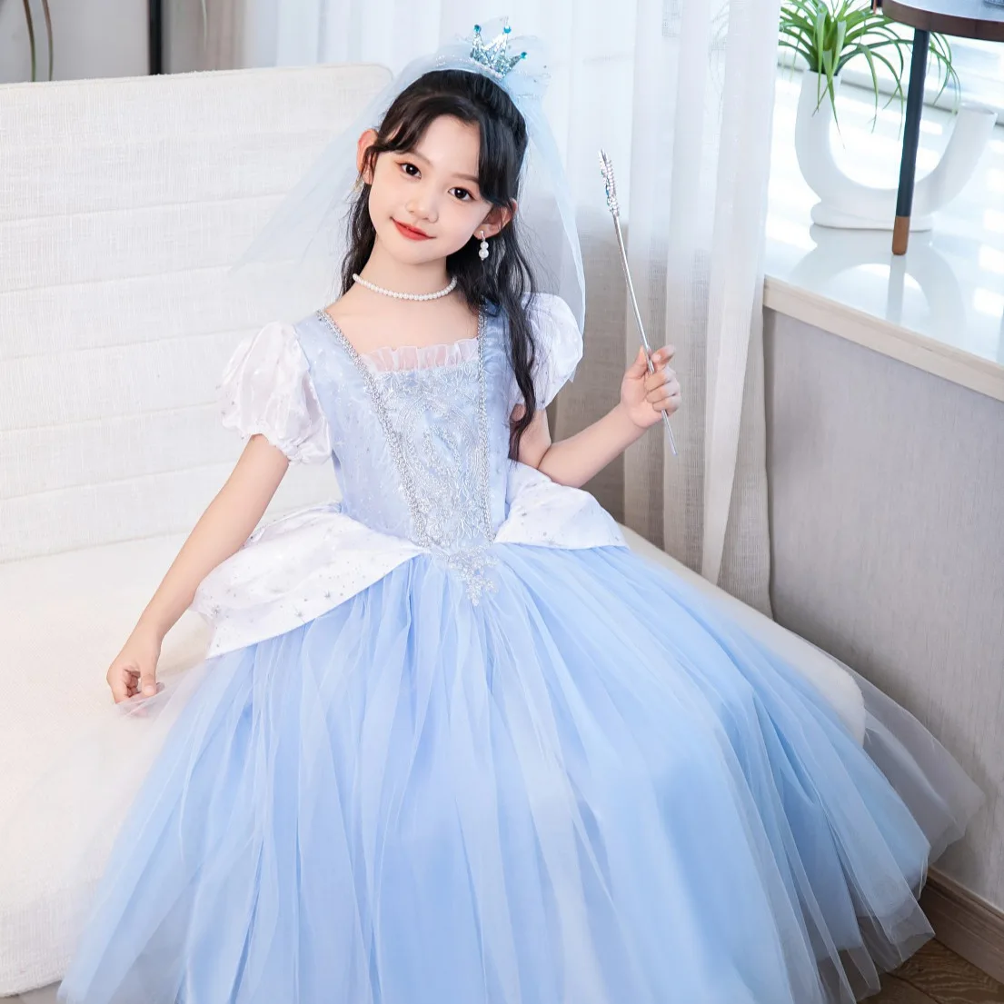 Cartoon Snow Character Princess Cosplay deluxe Dress Costume Halloween Girl Carnival Party