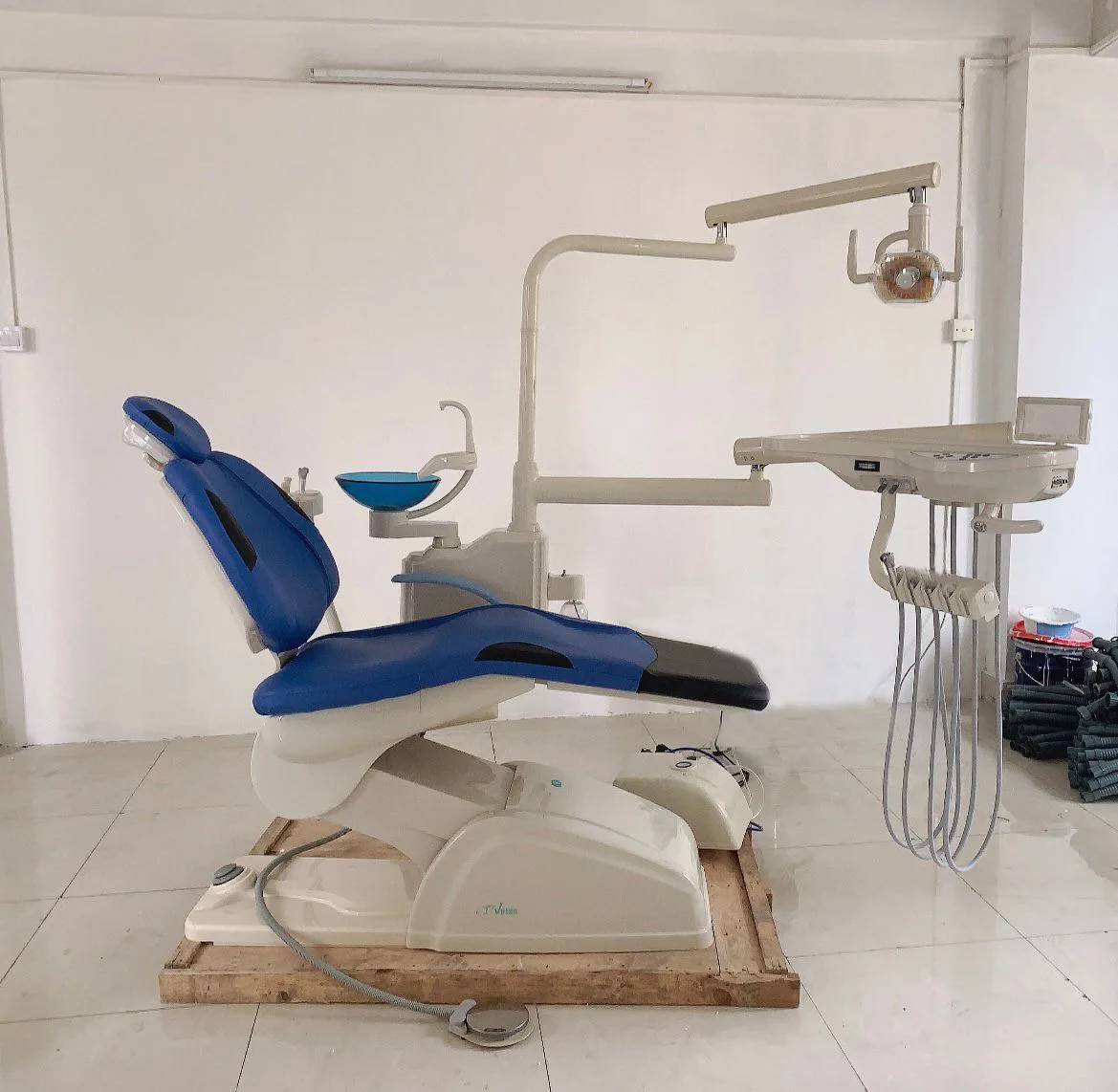 Dental Chair Price  Multifunctional Dental Chair  mobile dental chair for hospital use