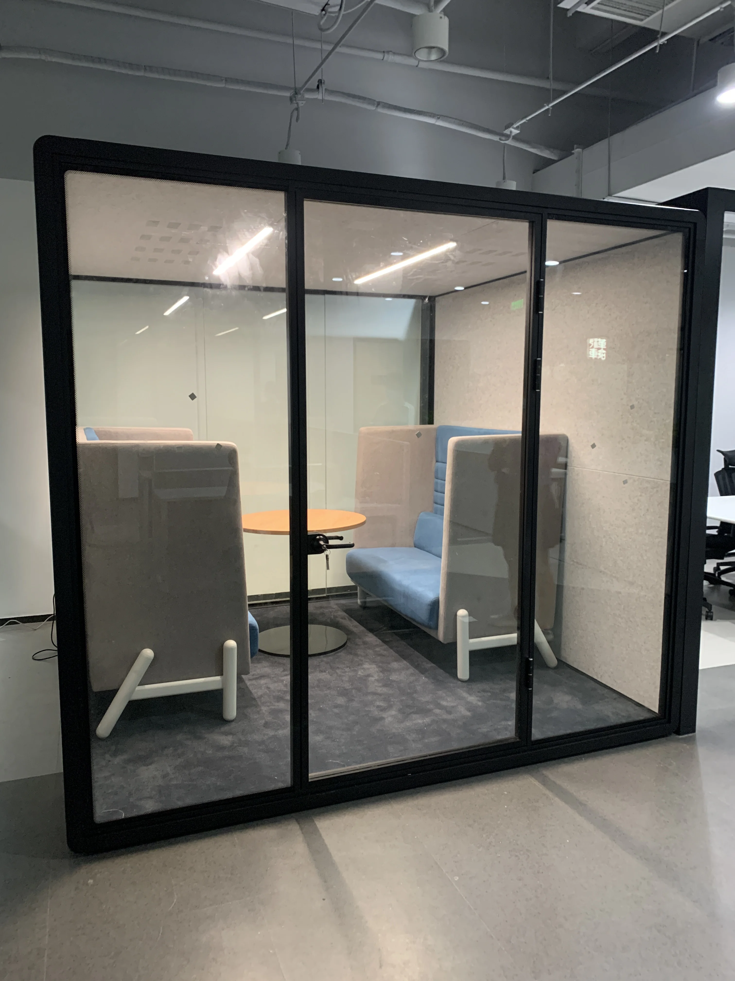 Modern New Work Design Meeting Room Office box Interior Furniture Private Work Space Soundproof Solution with Eco Friendly Cabin