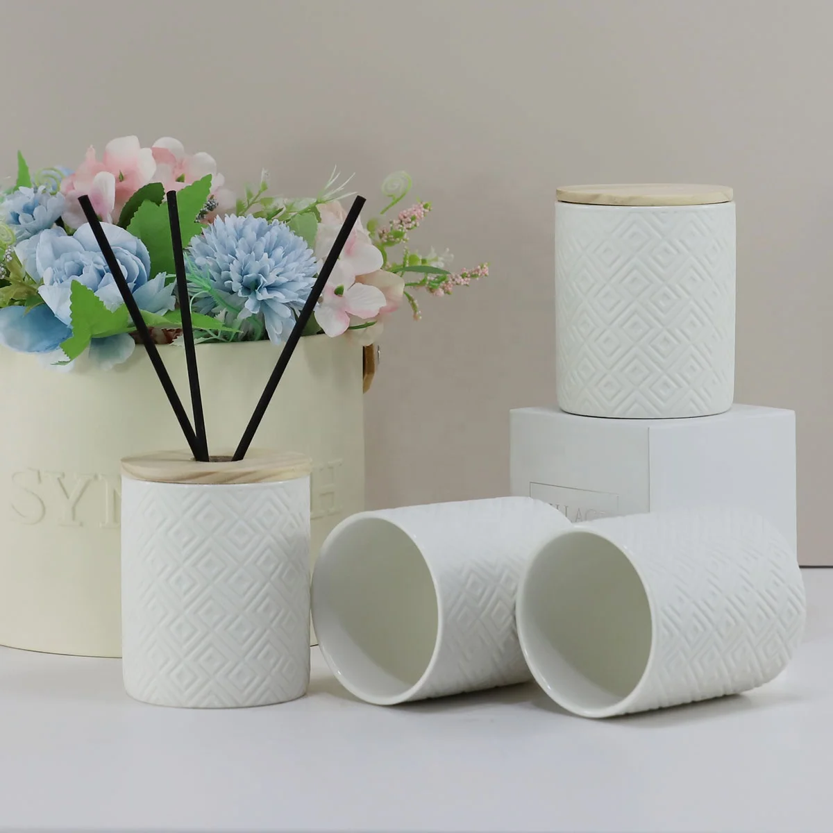 full custom eco-friendly nordic embossed logo wedding christmas decoration matte white ceramic candle jar vessels with lids