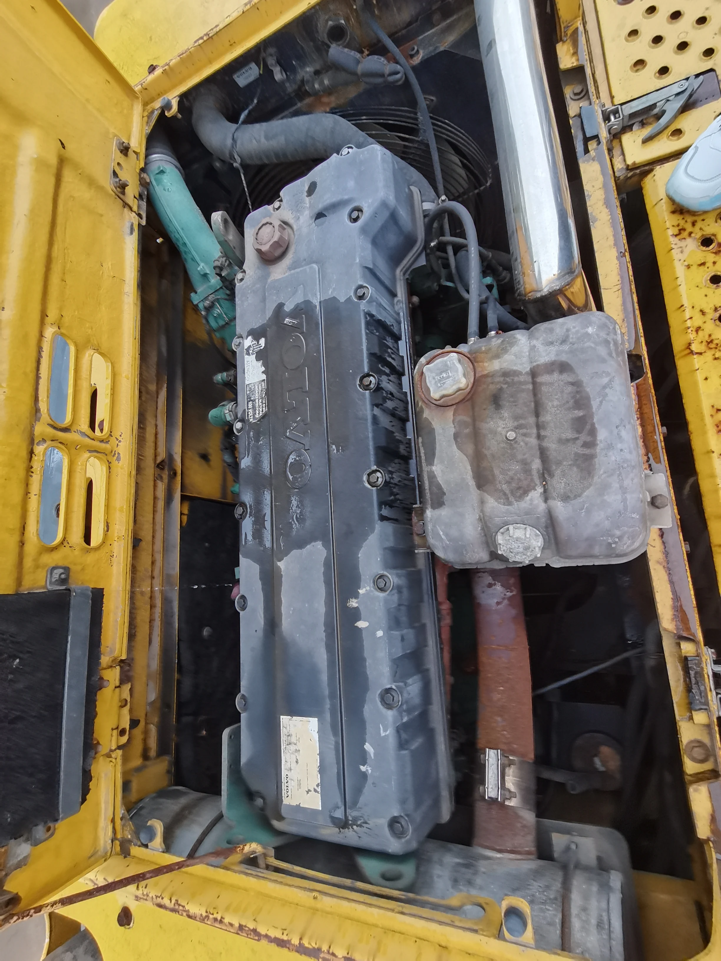 ZiHui High Efficiency Used Excavator Volvo 360B Second Hand Hydraulic Crawler Excavator Volvo 360B