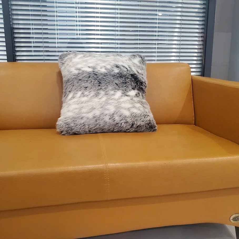 Wholesale Artificial Fur Pillow Large Cushion Long Hair Fluffy Fur Pillow