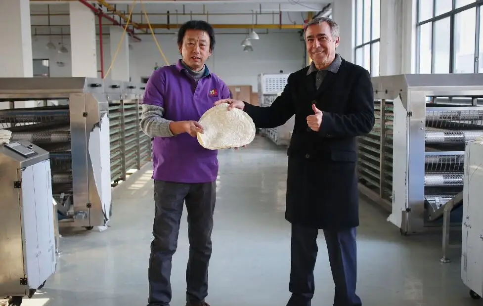 China factory sell automatic small roti making machine TORTILLA MAKER MACHINE and lavash bread