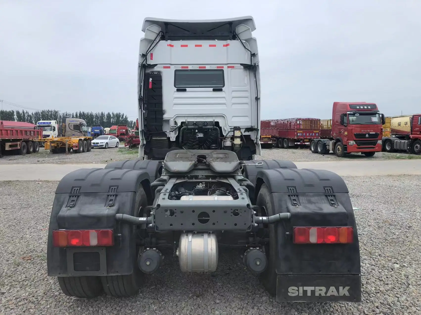 Распродажа со скидкой по очень низким ценам 360 градусов Задняя камера Sitrak G7 C7H 440HP 480HP заводская цена для Узбекистана