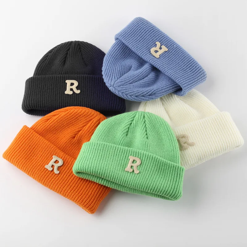 New Fashion Unisex Winter Knitted Y2k Solid Color Beanie Hat With Custom Logo