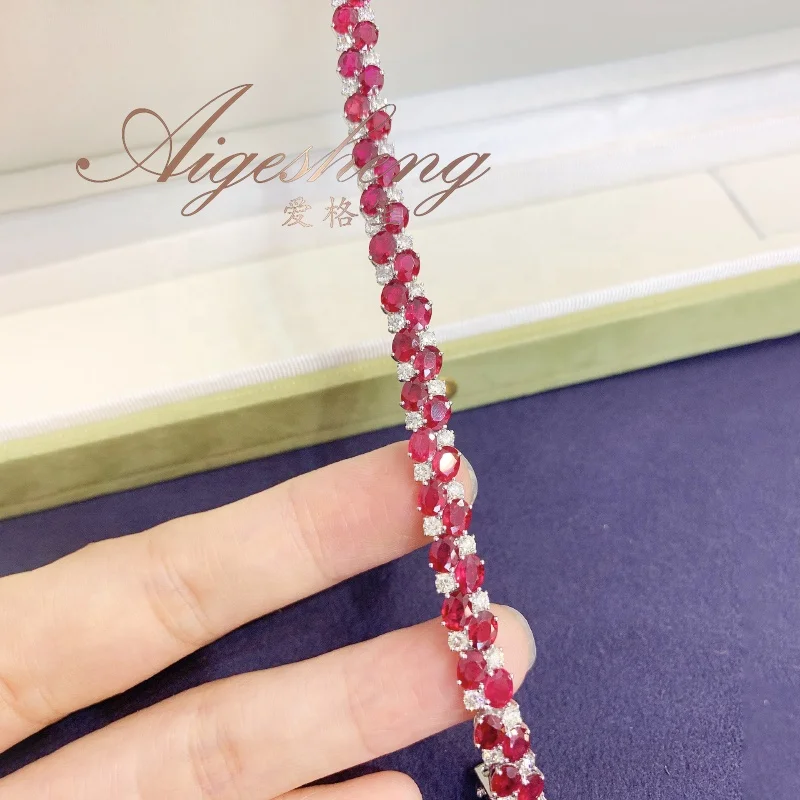 Aigesheng Classic 18K Real Gold Natural Ruby Natural Diamond Rings Au750 Gemstone Jewelry For Ladies