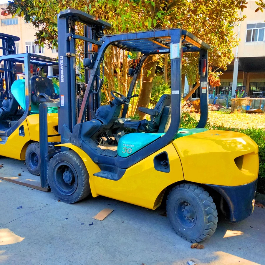  Used 3 Ton Forklift Komatsu FD30T-16 Material Handling Lifting Equipment Truck Three Triple Stage Mast Forklifting