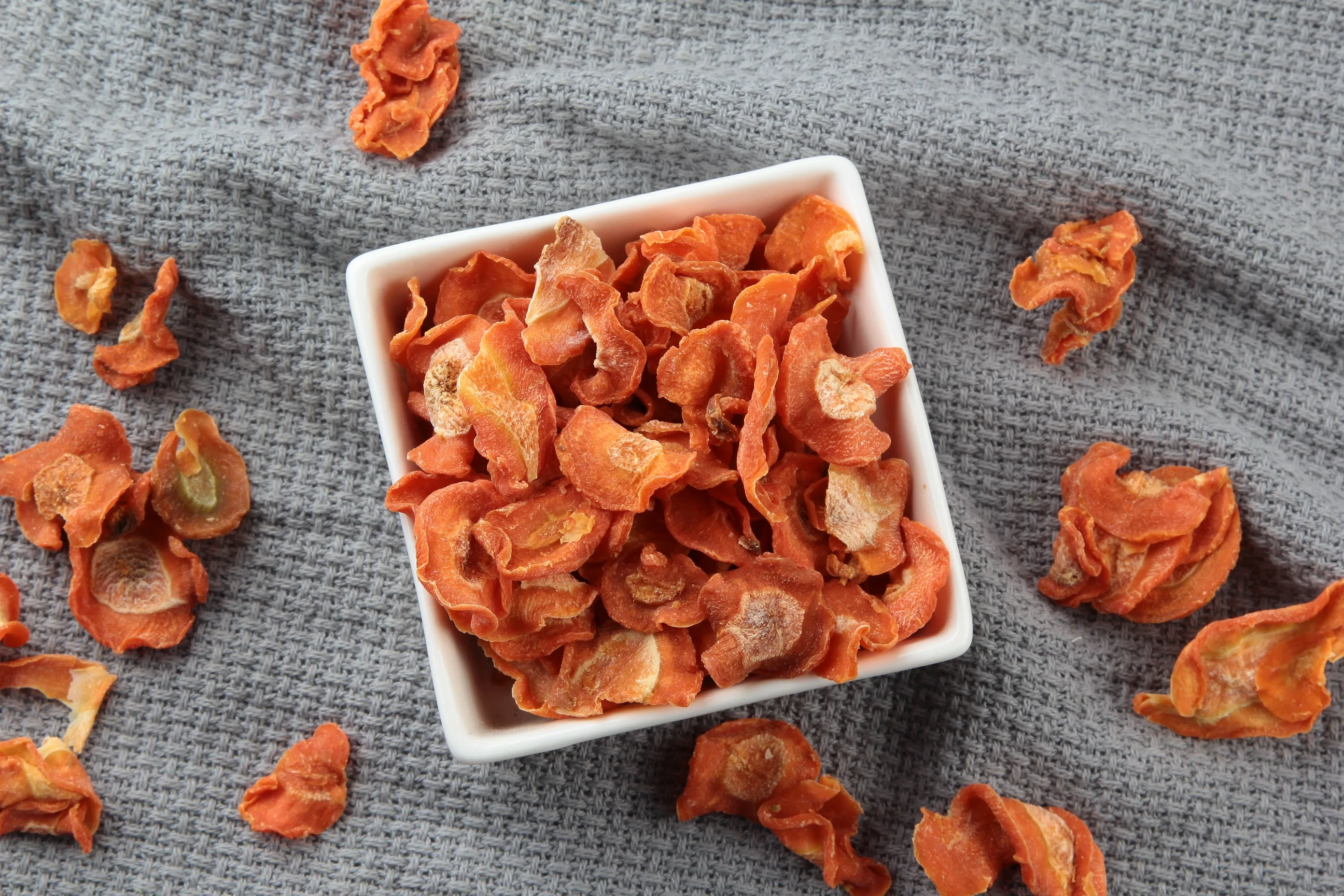 Organic Steam treated Dried dehydrated vegetables carrot cross cut added sugar / sugar free