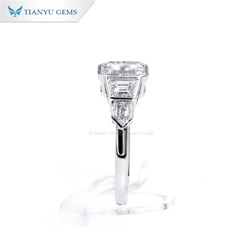 Tianyu gems customized bezel setting 10k pure white gold material emerald cut lab diamond engagement ring