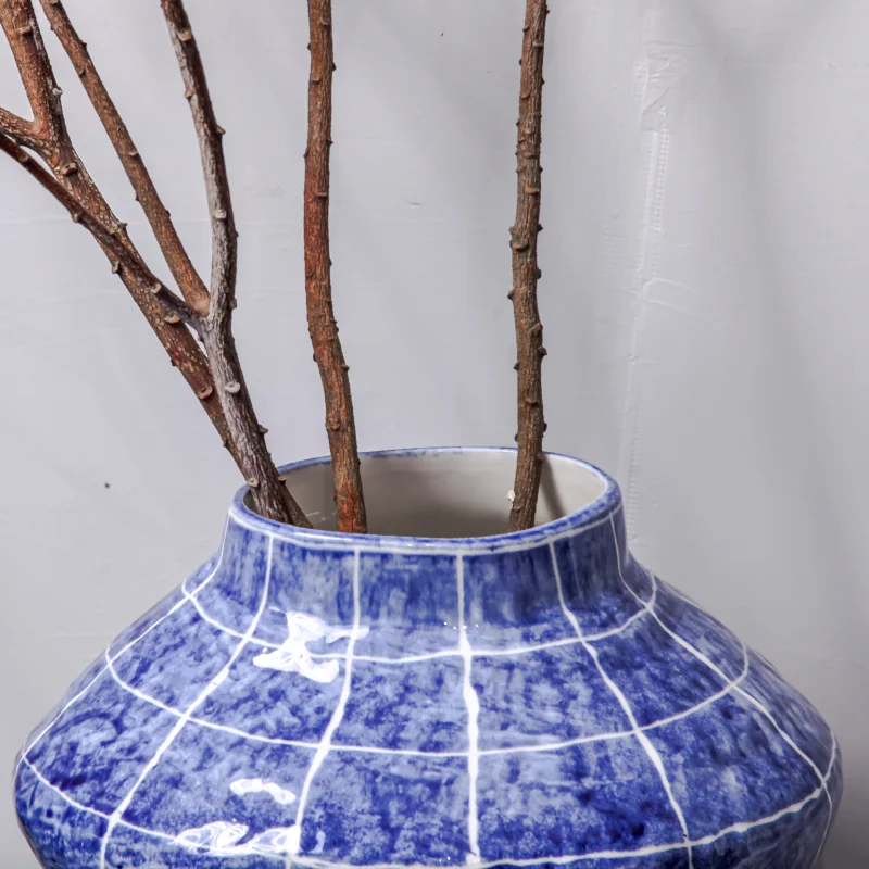 Customized Antique Vintage Handmade Luxury Home Decor Porcelain Blue Ceramic Pottery Flower Vase