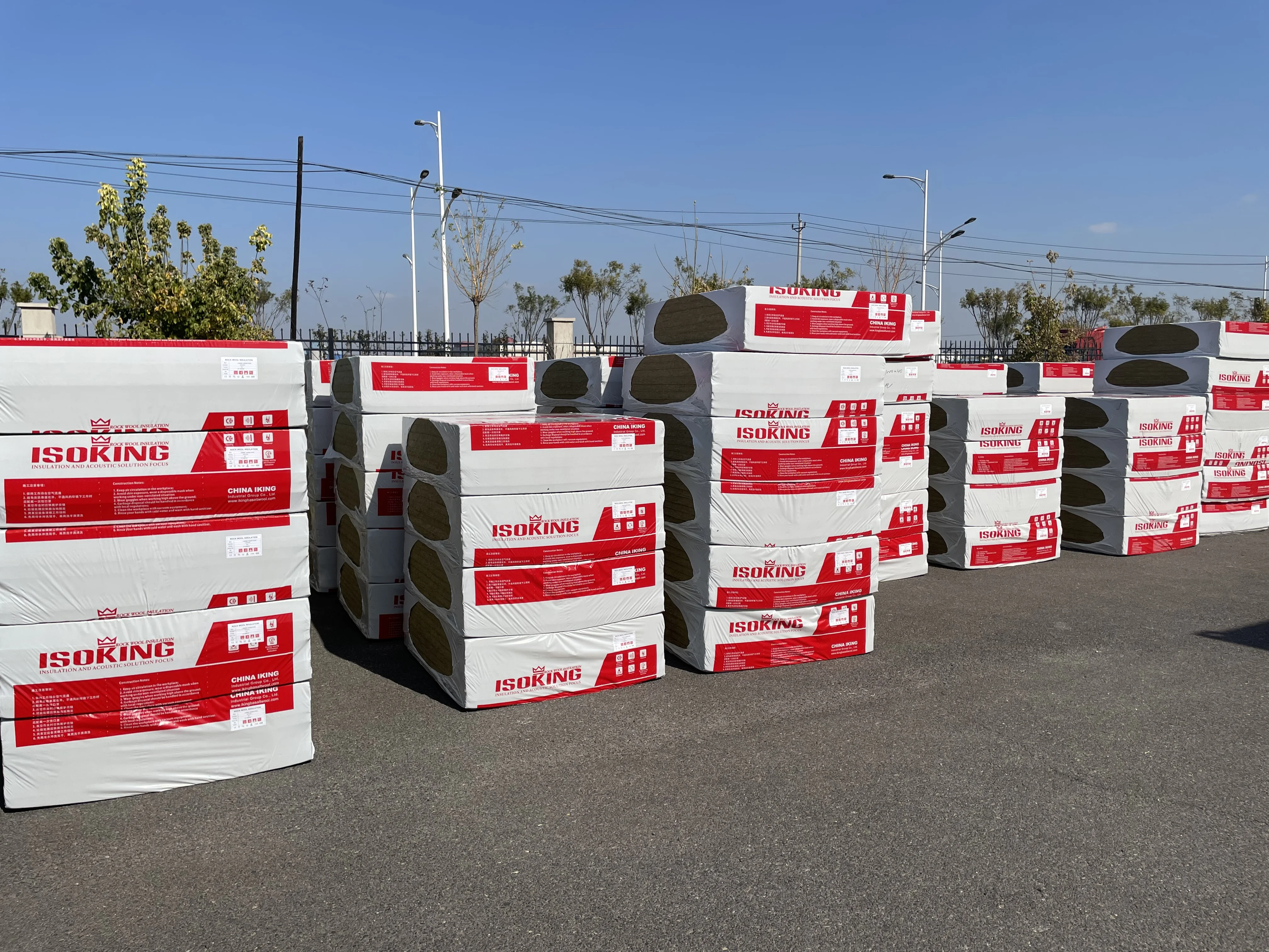 ISOKING Rock Wool Mineral Wool Panel for Steel Roofing and Cladding Insulation