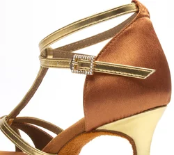 Buckle with rhinestones