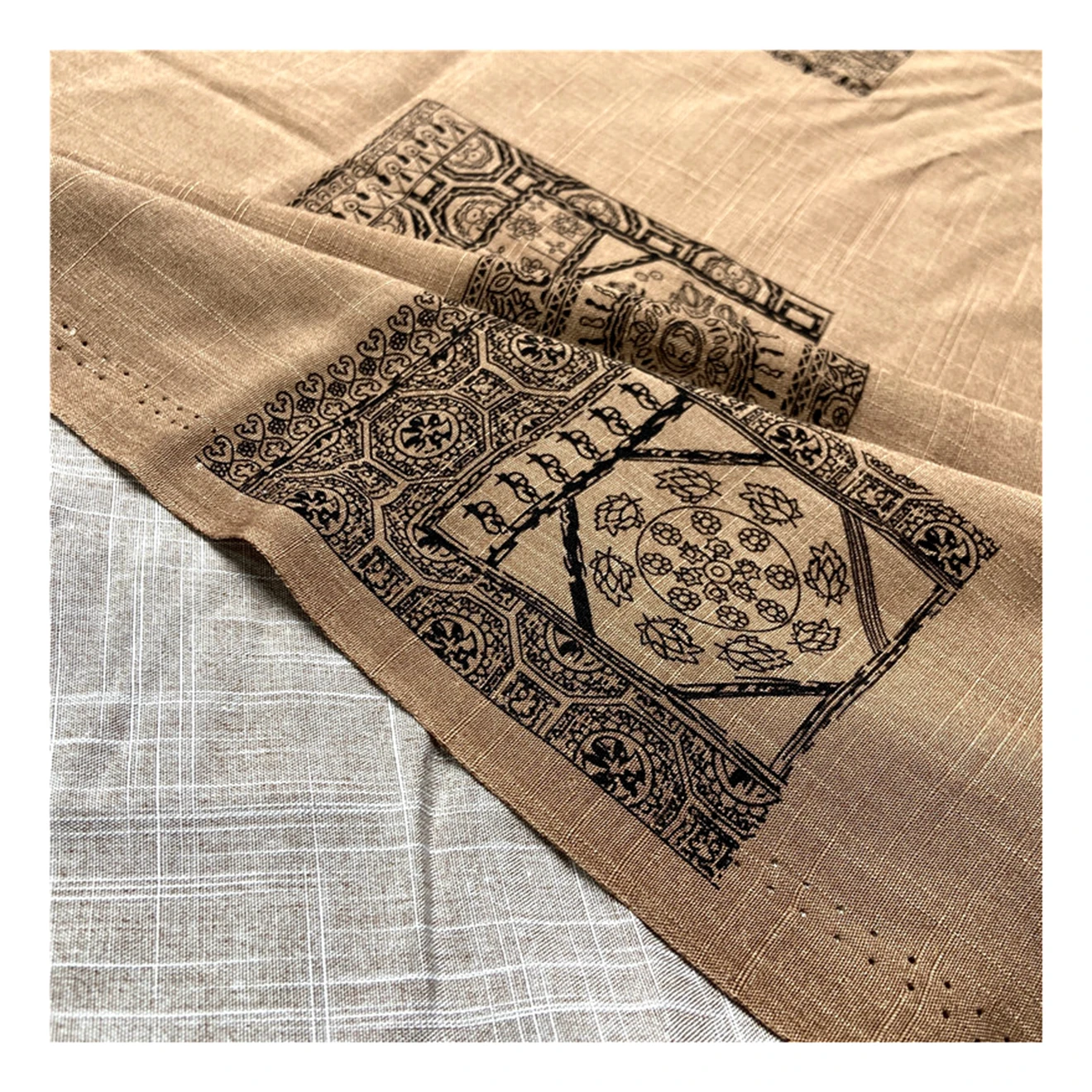 new design beautiful rayon viscose challis  woven digital print fabric stock lot for women dress rayon shirt fabric