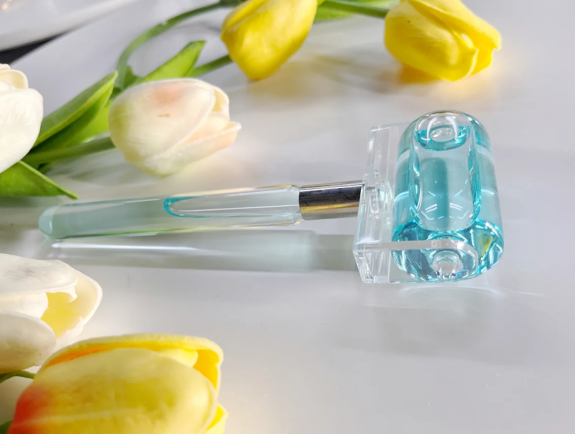 Reusable good price cooling and hot compressing facial massager ice rollers with customized logo