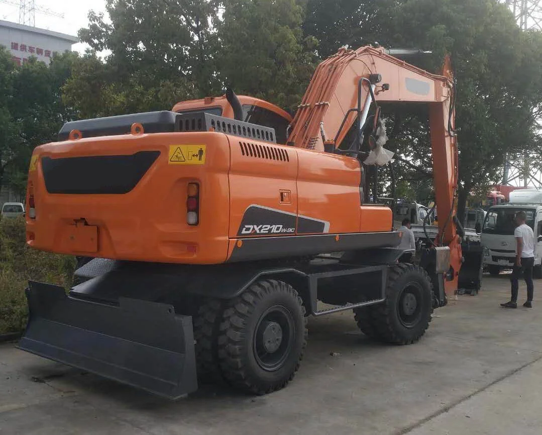 Best Quality Doosan DH55 DX60 DH225 DH150H Wheeled Excavator