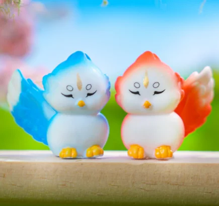 miniature cute cartoon arts and craft small micro garden decoration animal sculpture love couple resin bird figurines bath toys