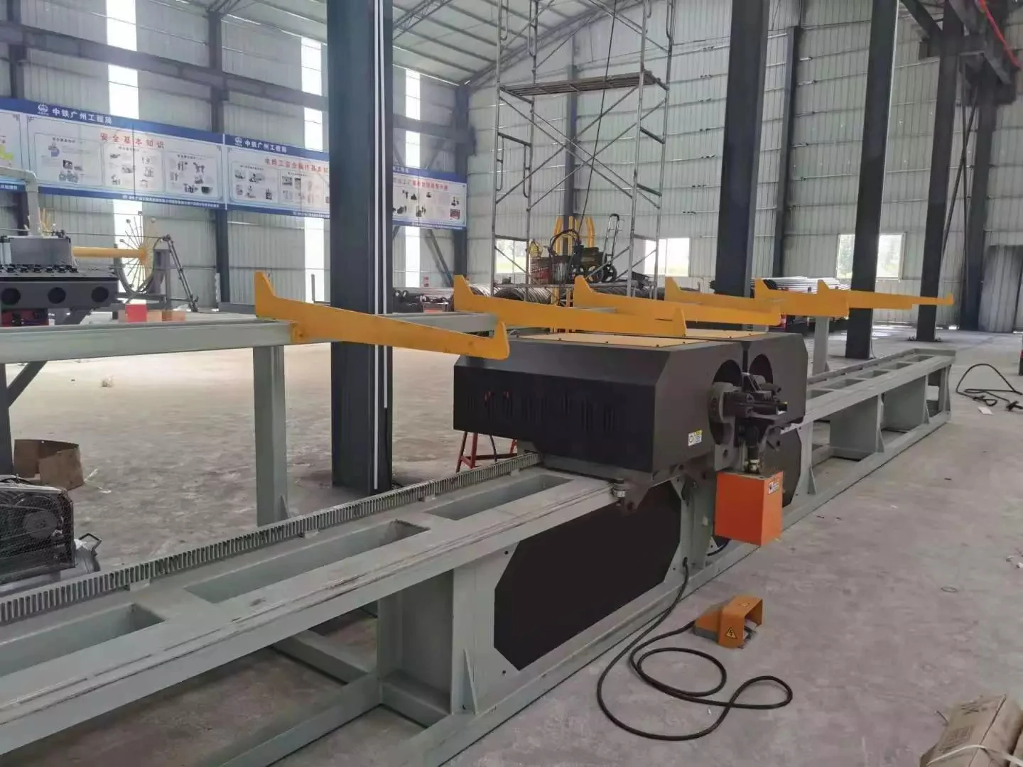  hot sale reinforcing CNC steel bar vertical double bender construction road bridge rebar stirrup bending machine
