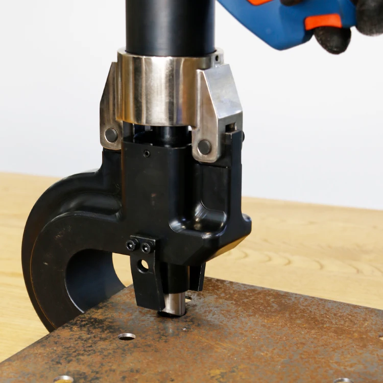 ECT-120UNV 400mm2 12T Multifunctional Crimping Cutting Punching Battery Operated  Electric Hydraulic Tool