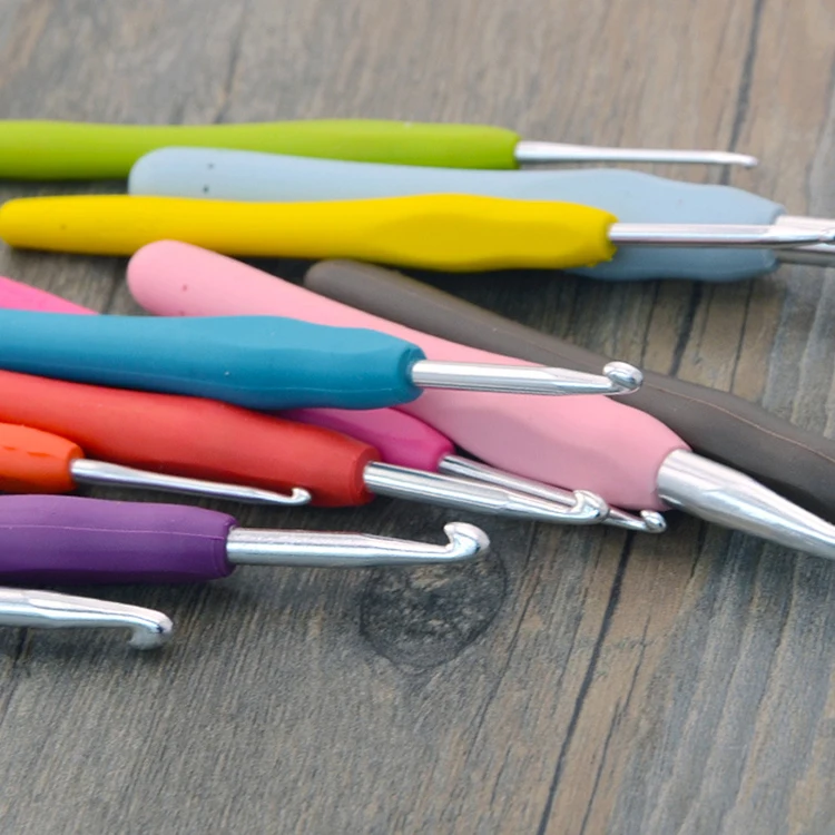 11PCs/set Knitting Needles TPR Soft Rubber Handle Aluminum Crochet Hooks for Knit DIY Craft Loom Tool Weaving Kit Plait