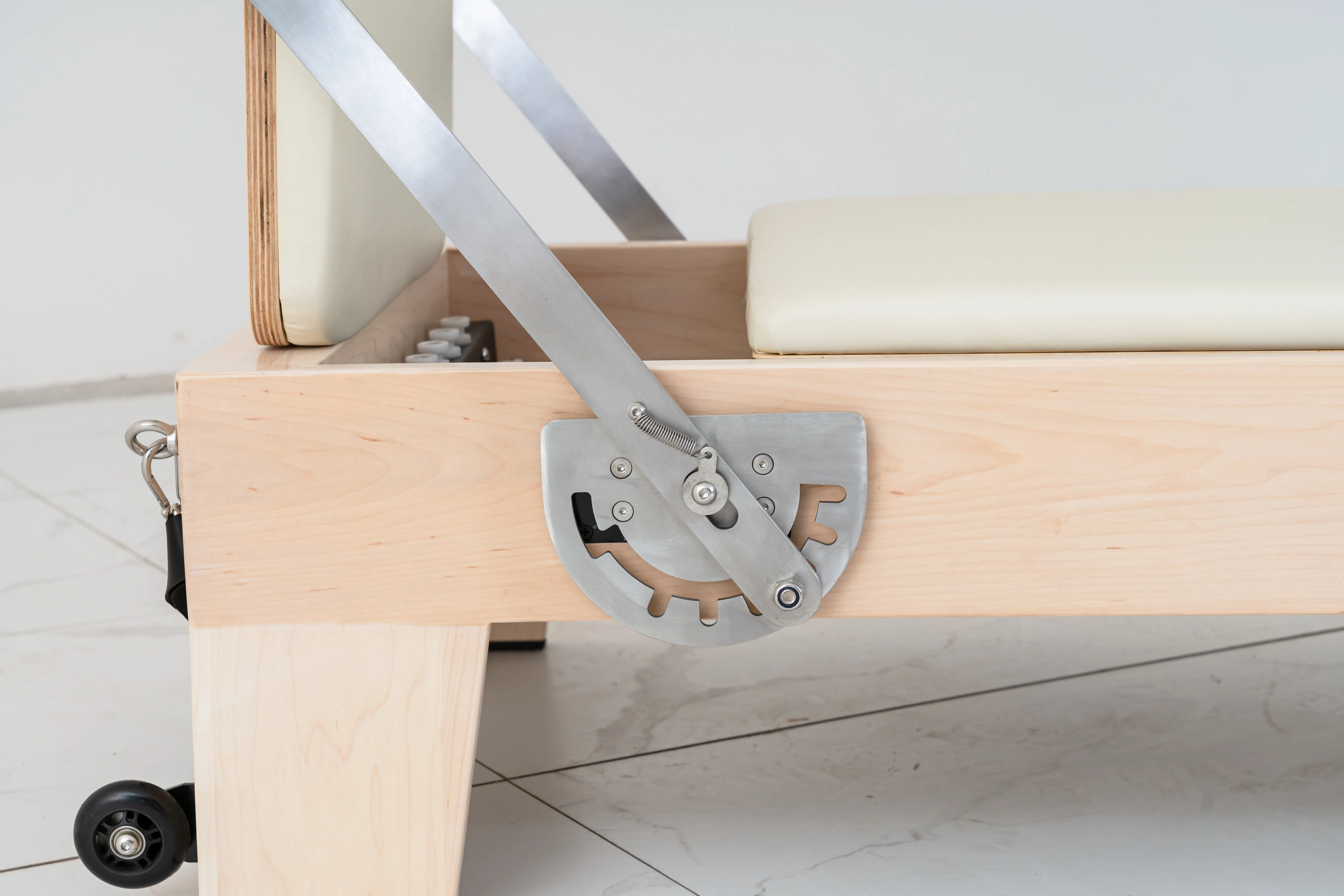 commercial Pilates studio box and jumpboard core bed maple wood pilates reformer machine