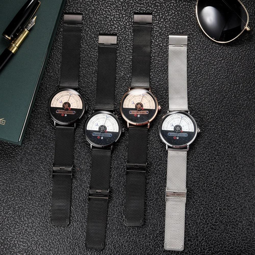New Star and Moon Concept Black and White Men Quartz watch calendar half roulette time display Gold Date Mens Watches