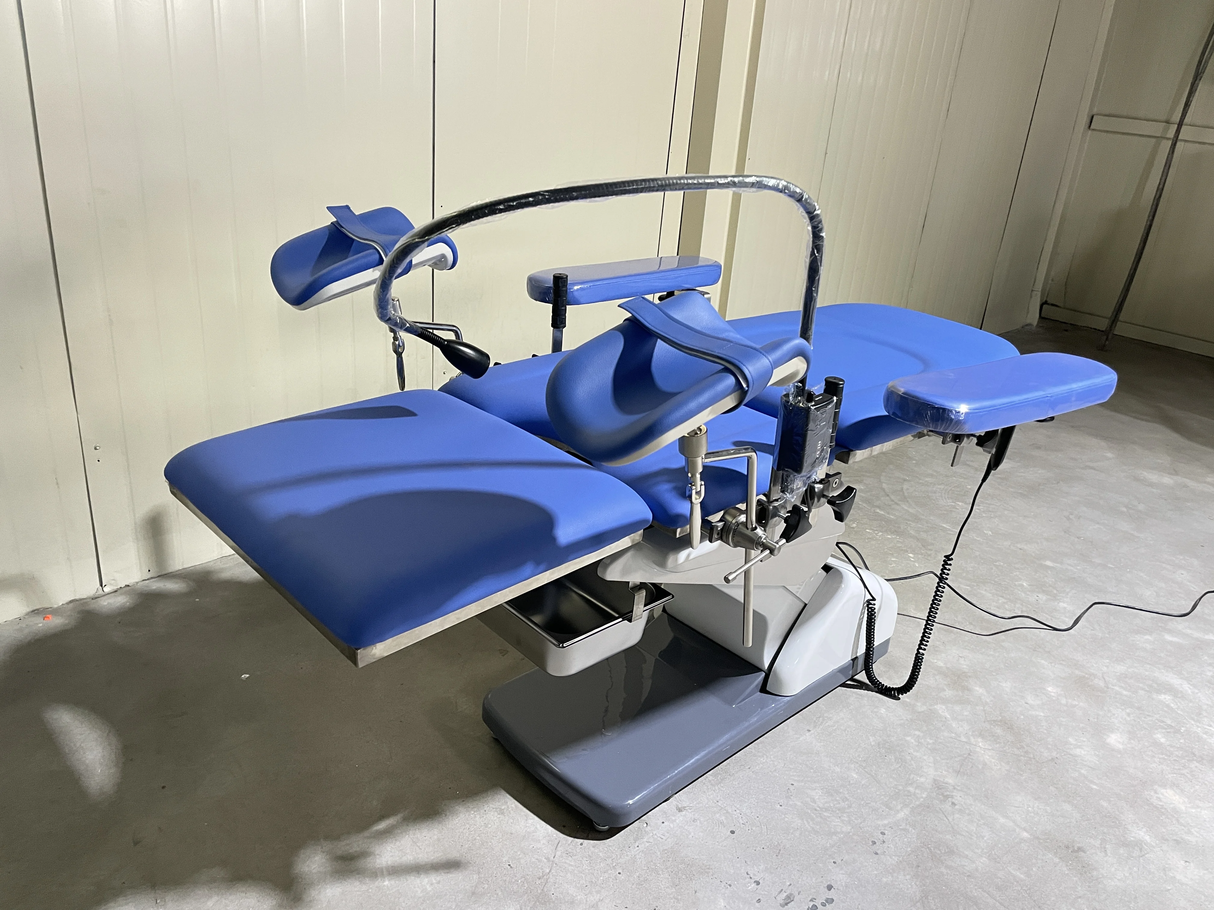 Luxury Obstetric Operating portable gynecology examination chair exam table