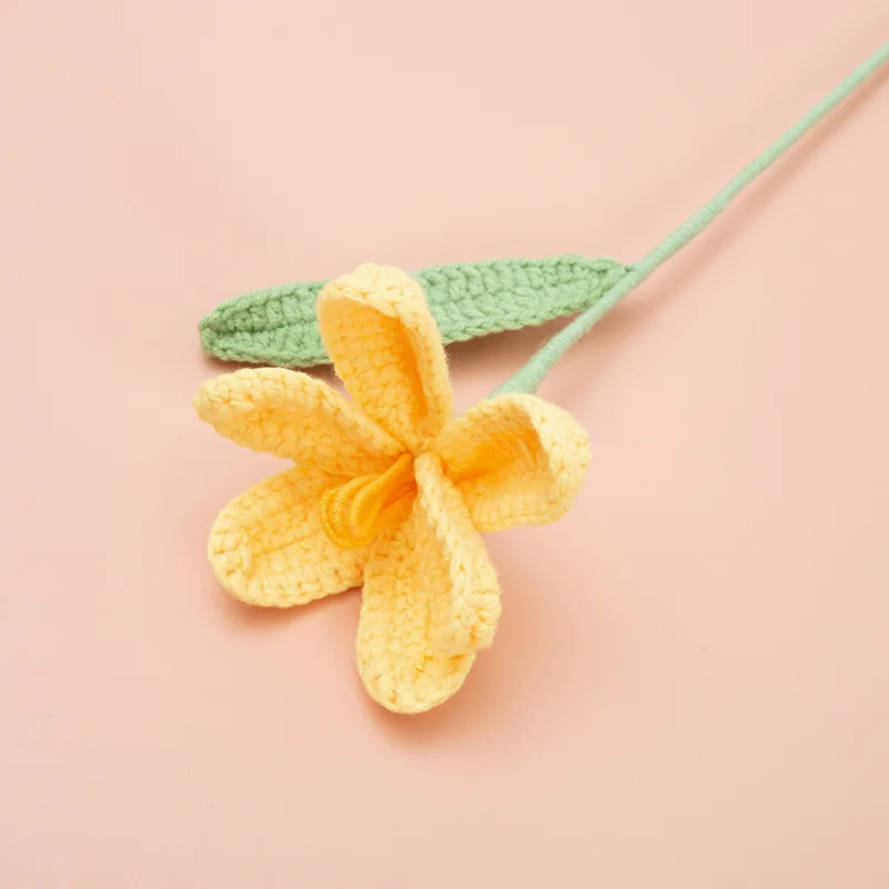 Home Decoration Hand Made Knitted Flowers Handmade Artificial Crochet Tulip Flowers For Bouquet