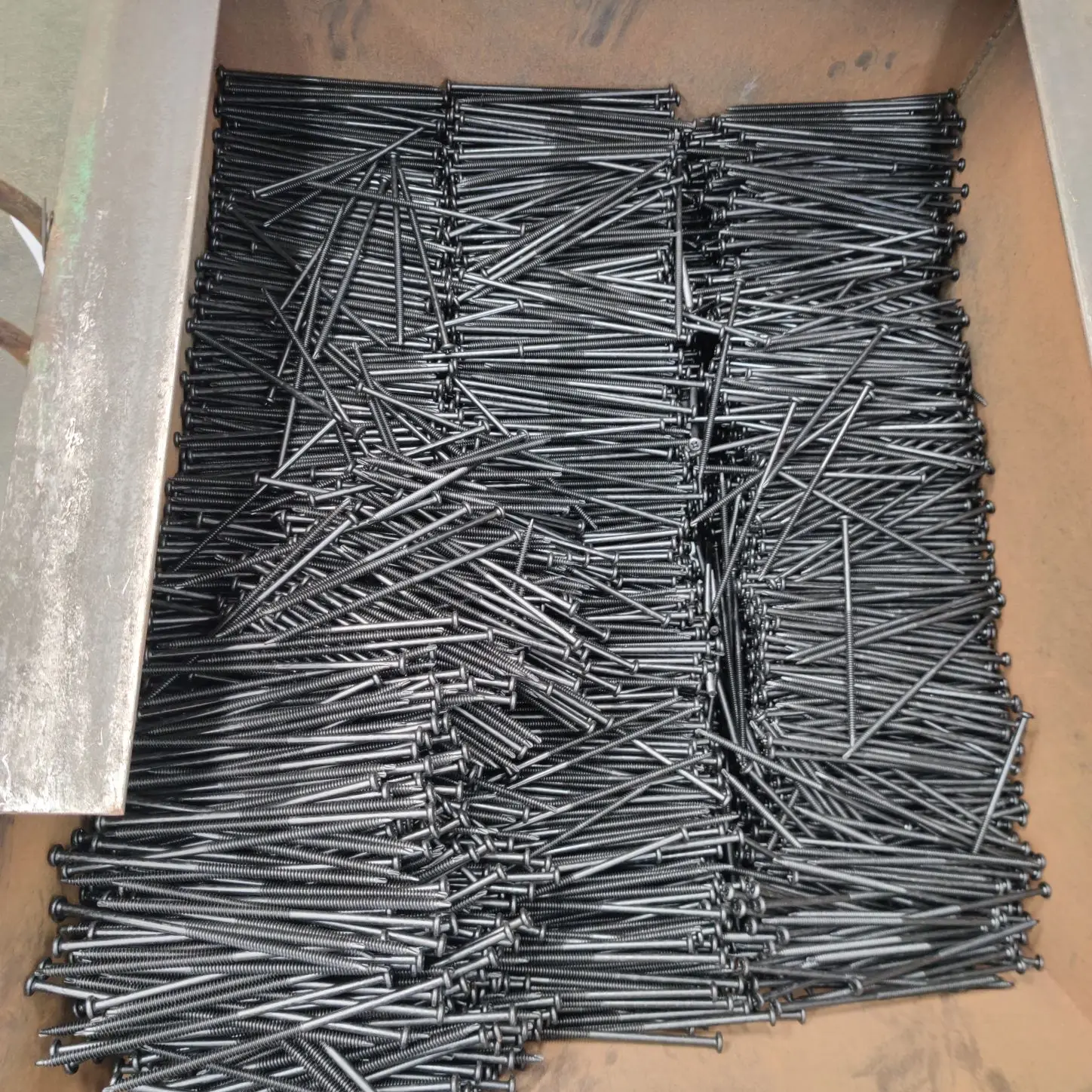 FM Approved China fasteners wholesale roofing fasteners