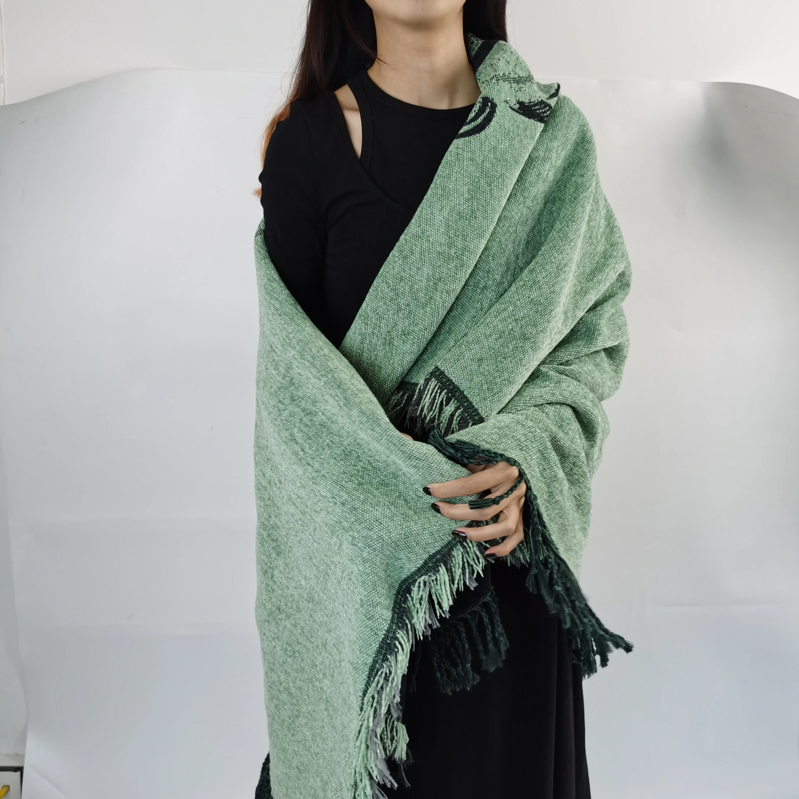 Cotton and Polyester Blankets Wholesale Custom Sublimation Printing Cotton Polyester Woven Retro Tapestry Jacquard Throw Blanket