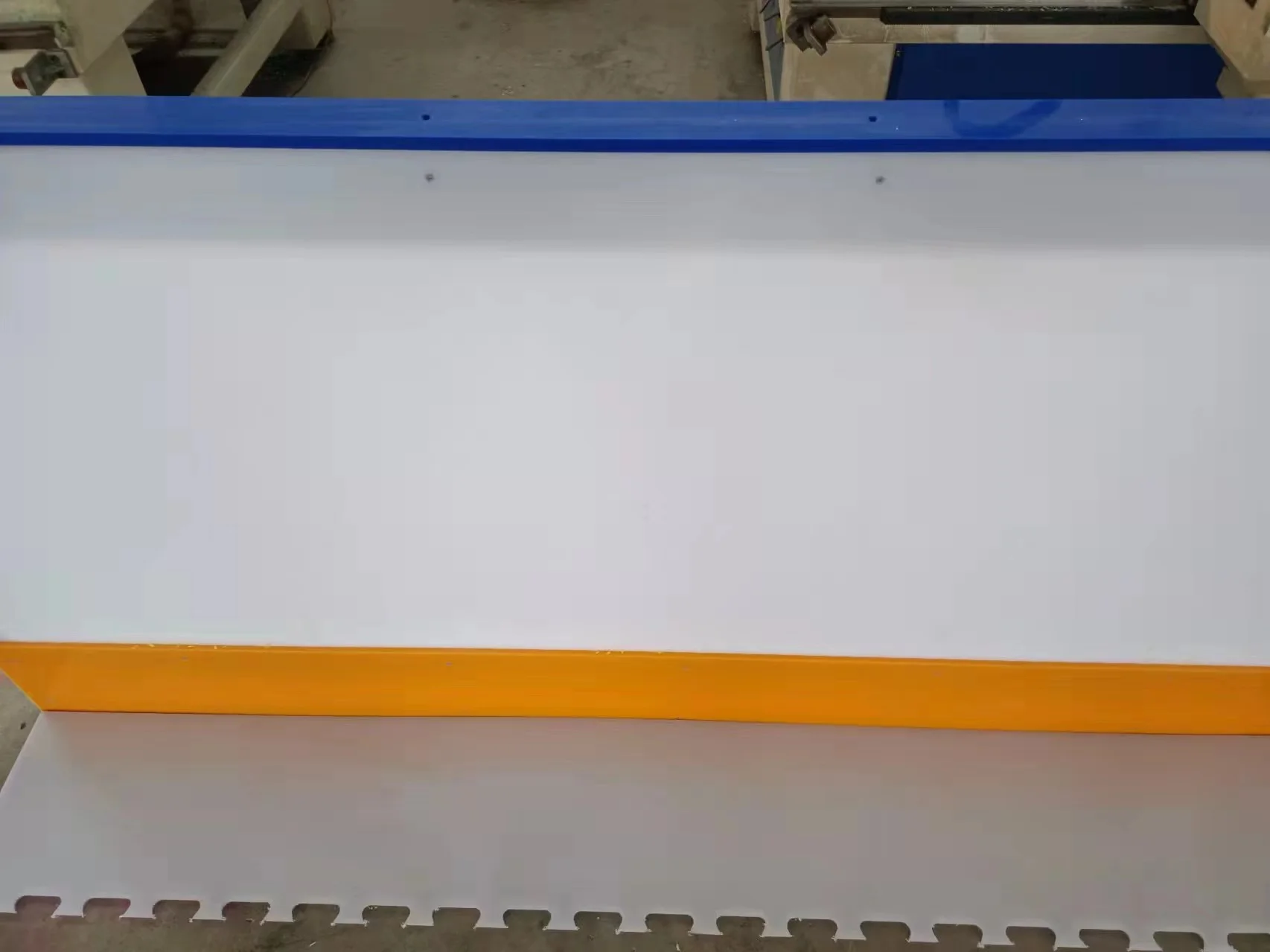 Factory direct sales white or custom color hockey dasher board hdpe for indoor and outdoor