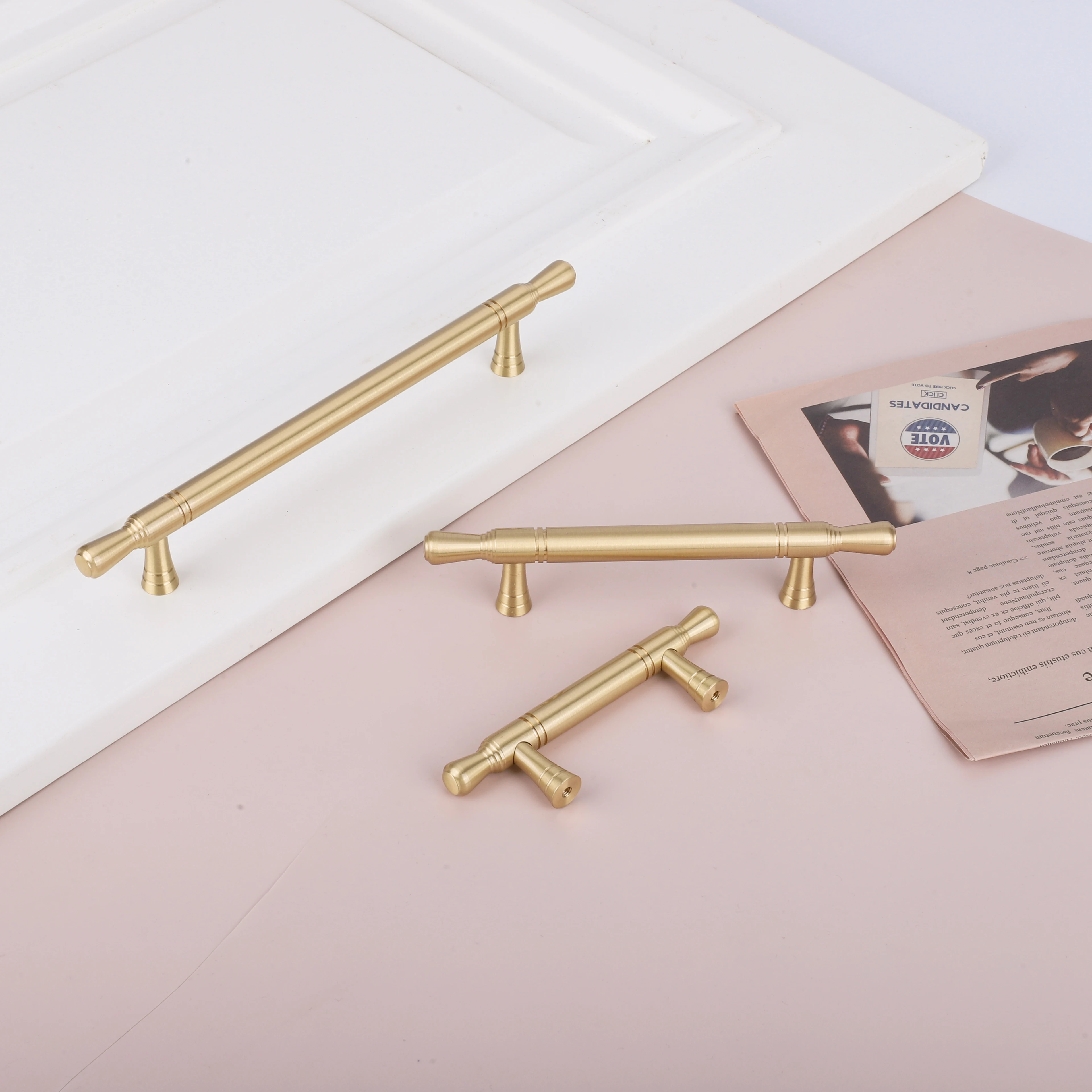 Luxury Hardware Wholesale Wall Cupboard Drawer Furniture Bar Pulls Handles For Furniture