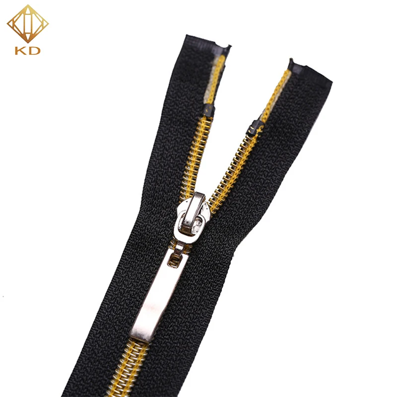 Hot Sale 3 Derlin Close End Fancy Metallic Eco Friendly Red Gold Teeth Sale Zipper Tape 5