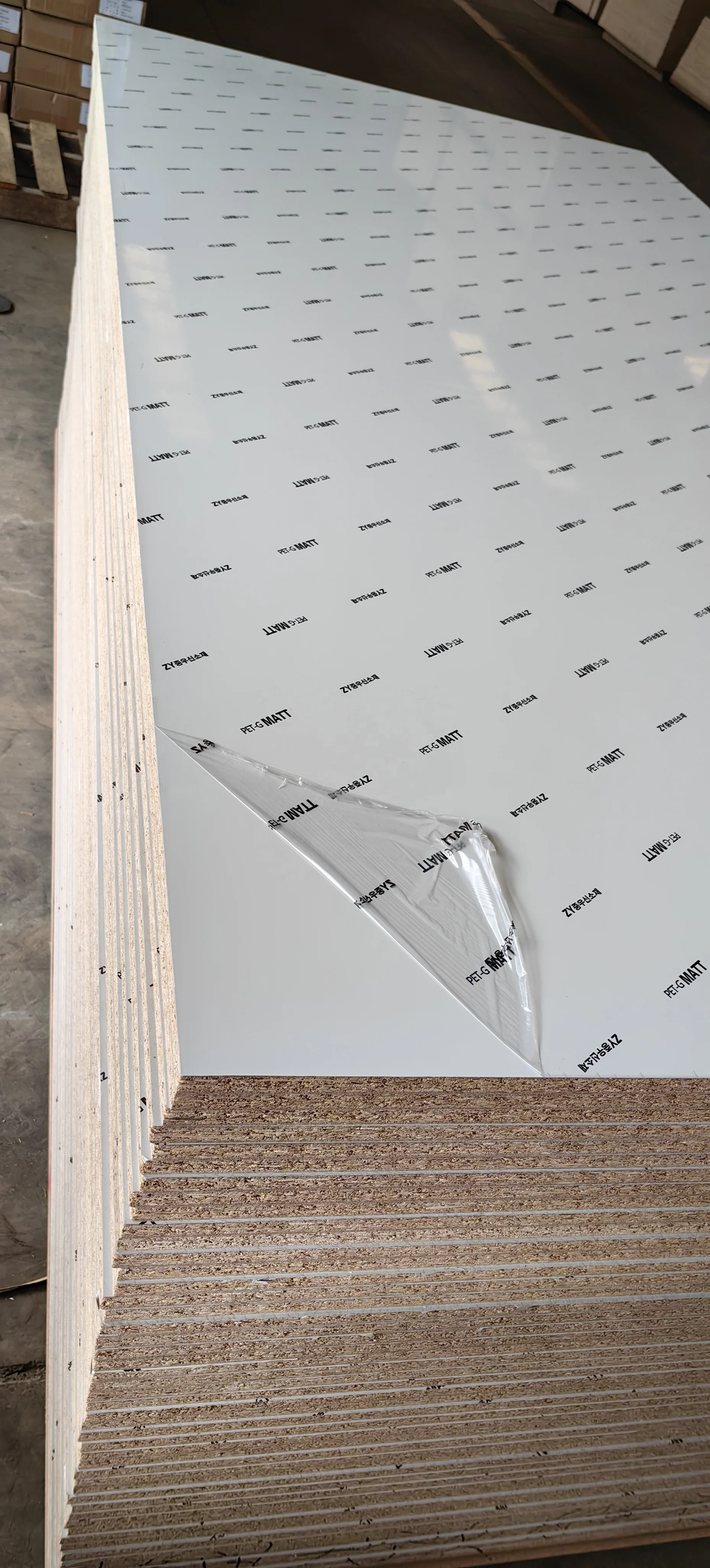 18mm MFC furniture board Bedroom cabinet MFC board 9-18mm strength supplier wholesale melamine laminate