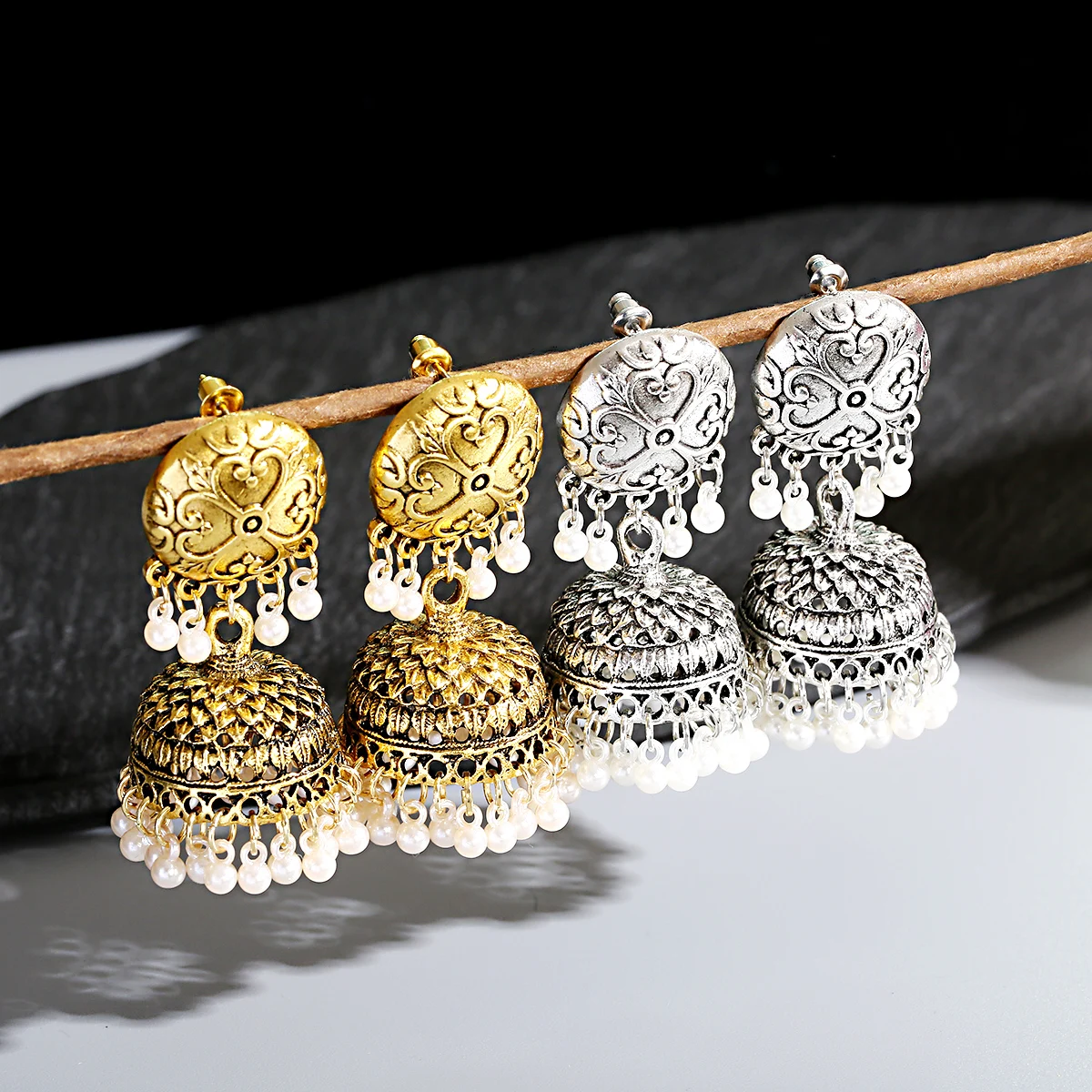 Vintage Hanging Earrings Gold Color Alloy Bell Drop Pearl Earrings Woman Jewelry Accessories 2021 Indian Style Pendientes Gift