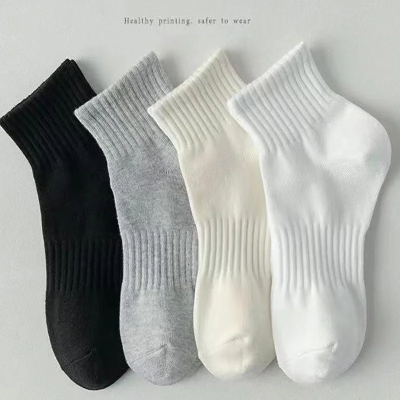 Jingwen wholesale unisex high quality cotton men socks