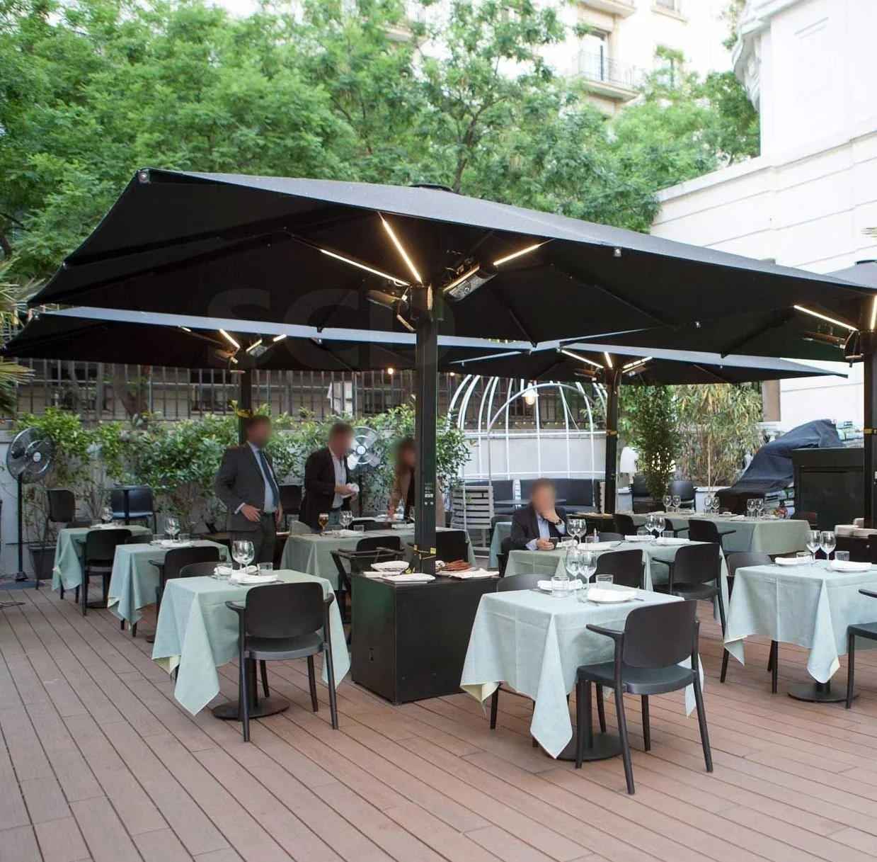 New Design Sunshade Light Aluminum Pole Beach Parasol Patio Outdoor Large Umbrella