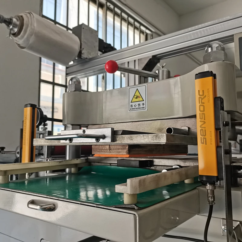 automatic Hook and Loop Fastener die cutting machine