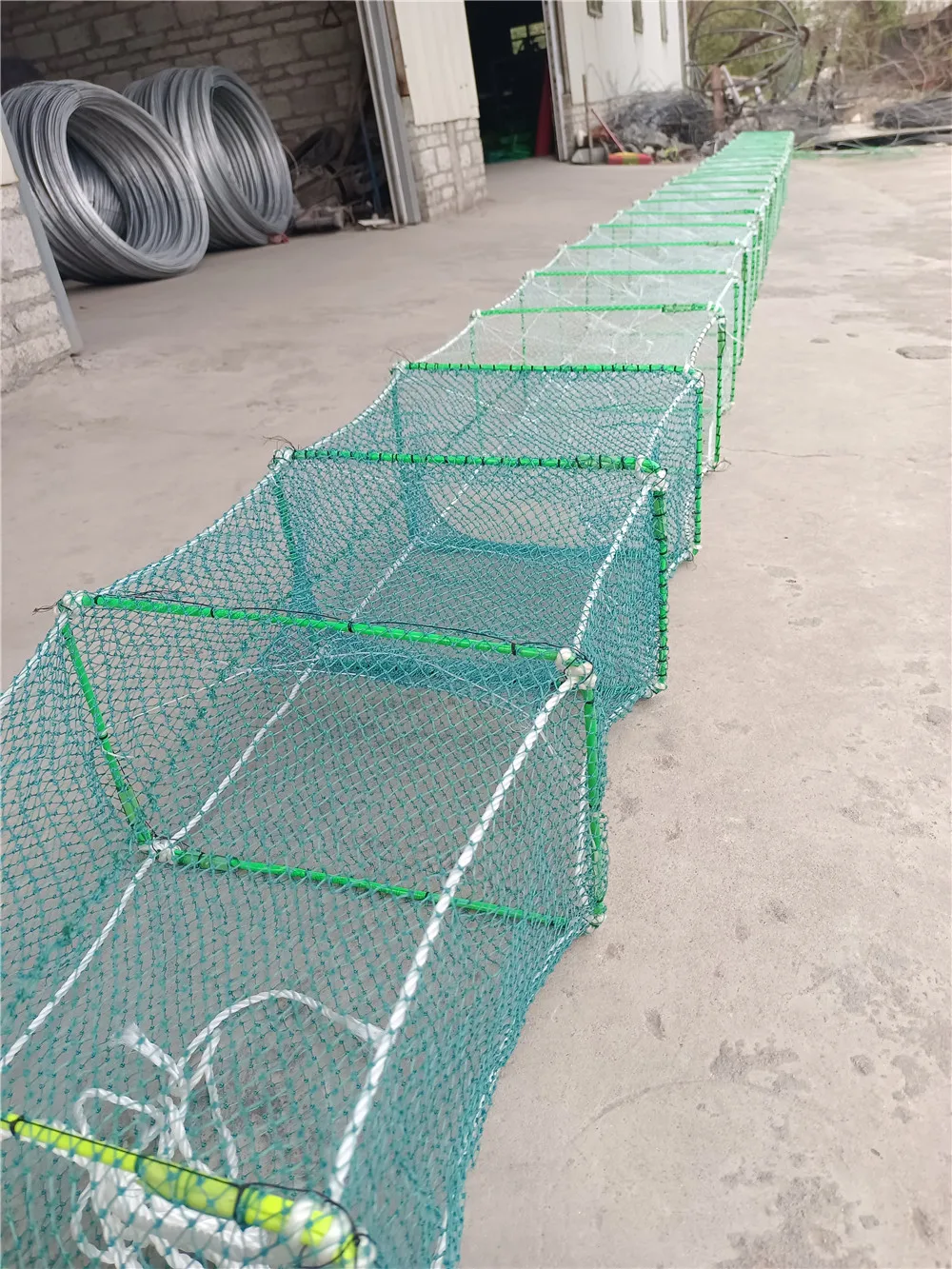 fishing trap with steel frame  22*35CM * 29  frame  9.5meters   4.6  kg  eel trap  fyke  net made in China