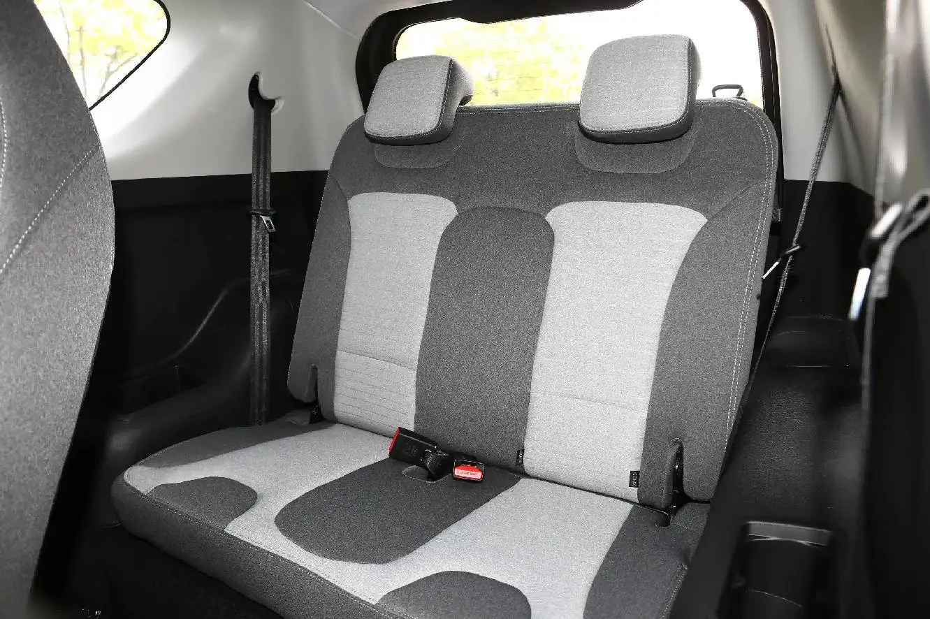 Qirui Little Ant New Energy Vehicle Pure Electric High Speed Long Range Mini Car New Energy Vehicle