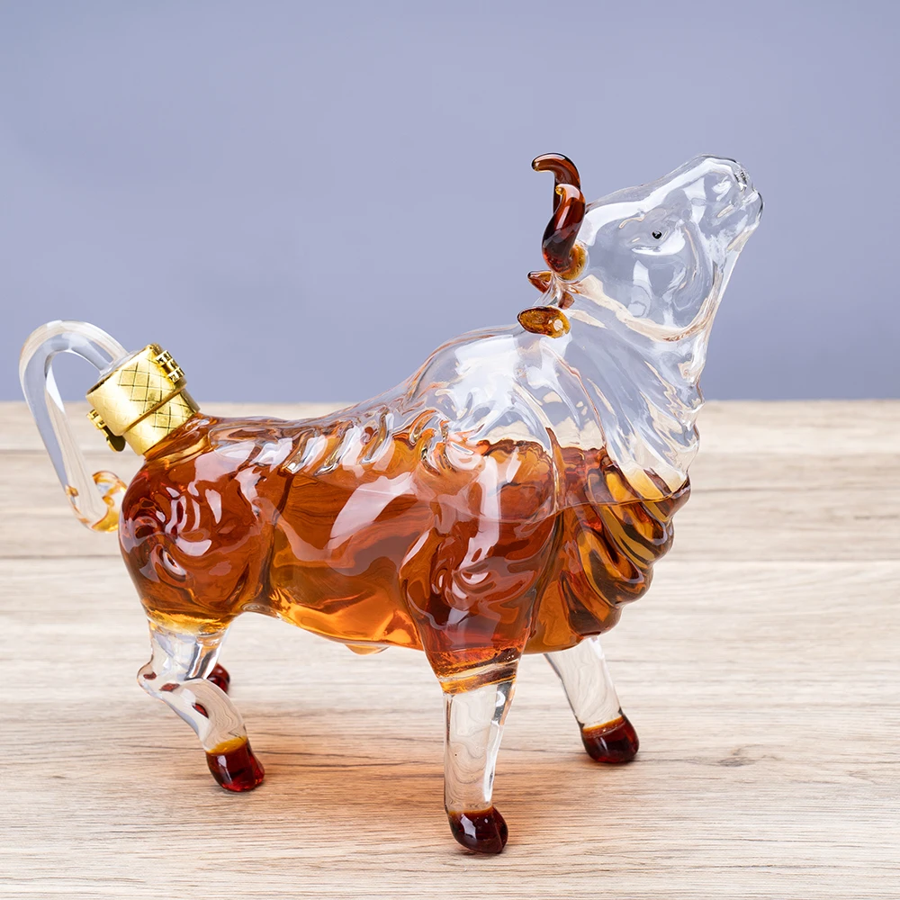 Chinese Zodiac Wholesale Custom Handmade High Borosilicate Glass head up cow Shaped Art Glass Animal Wine Decanter