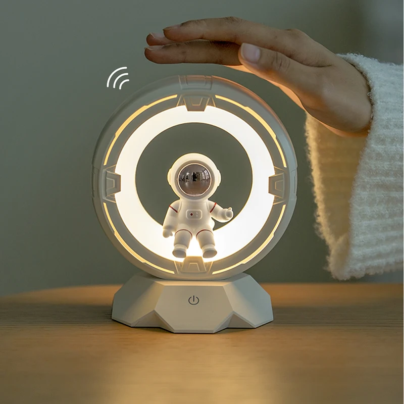 IMYCOO New Design Rechargeable Children Astronaut LED Table Lamp Home Touch Dimmable Eye Table Lamp For Bedroom
