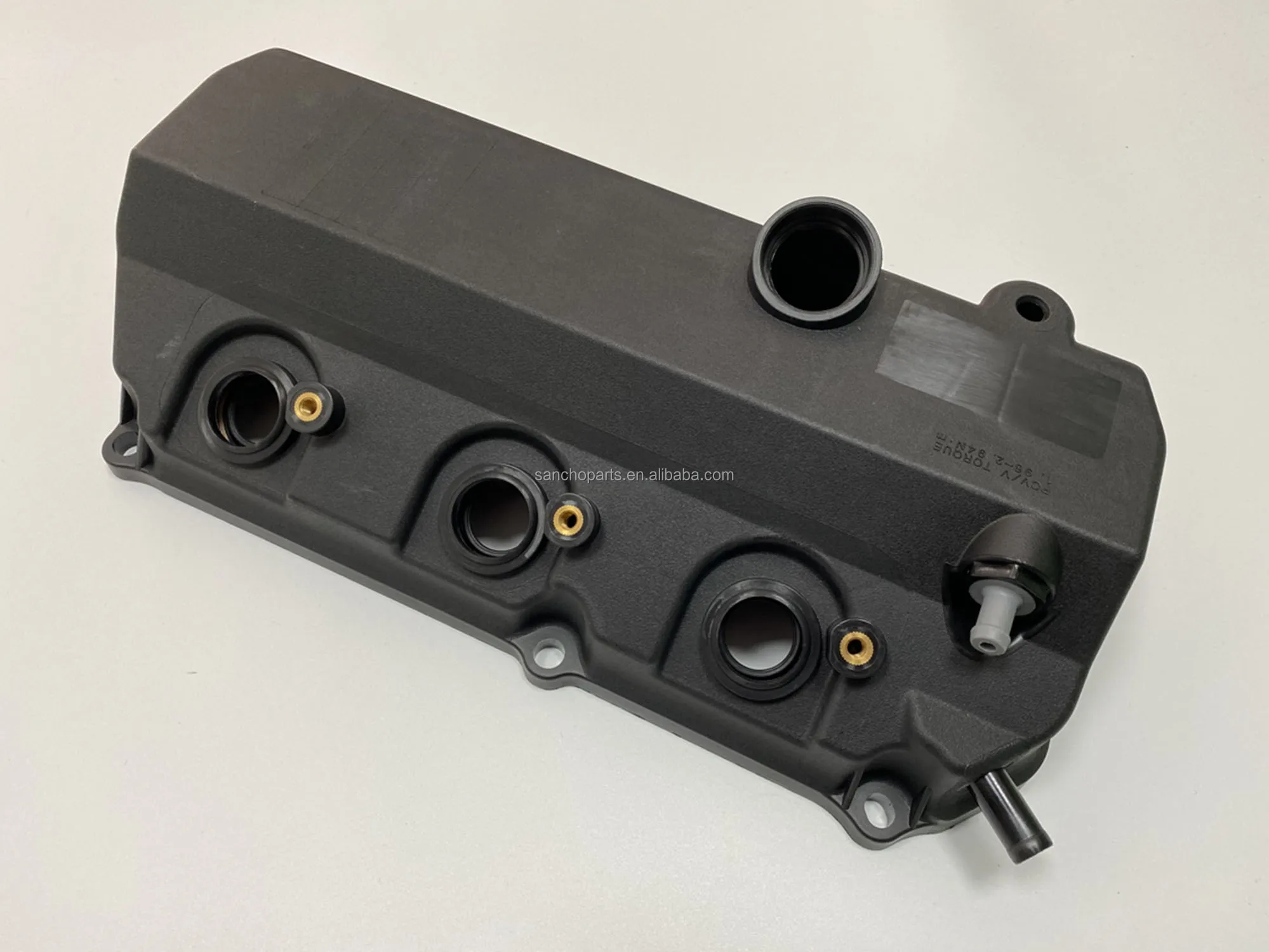Engine Valve Cover 1035A840  Fit For  Mitsubishi