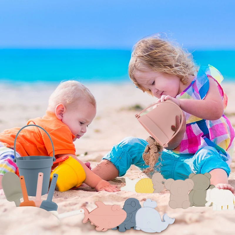 New arrivals 2022  kids beach toys bucket set silicone BPA Free children outdoor beach silicone toys cute animal shape